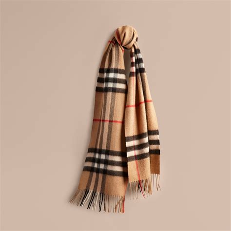 echarpe en cachemire femme burberry|Écharpes en cachemire de luxe pour femme .